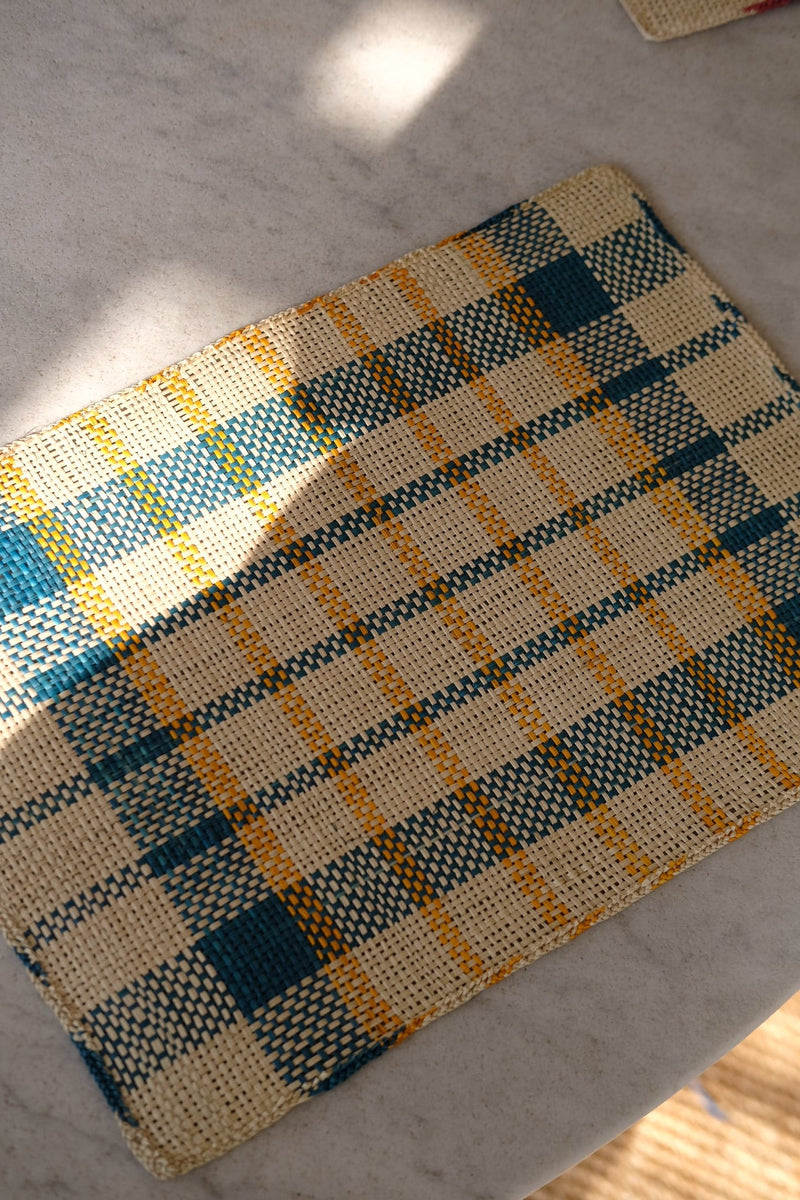 DÆKKESERVIETTER & BORDSKÅNERE