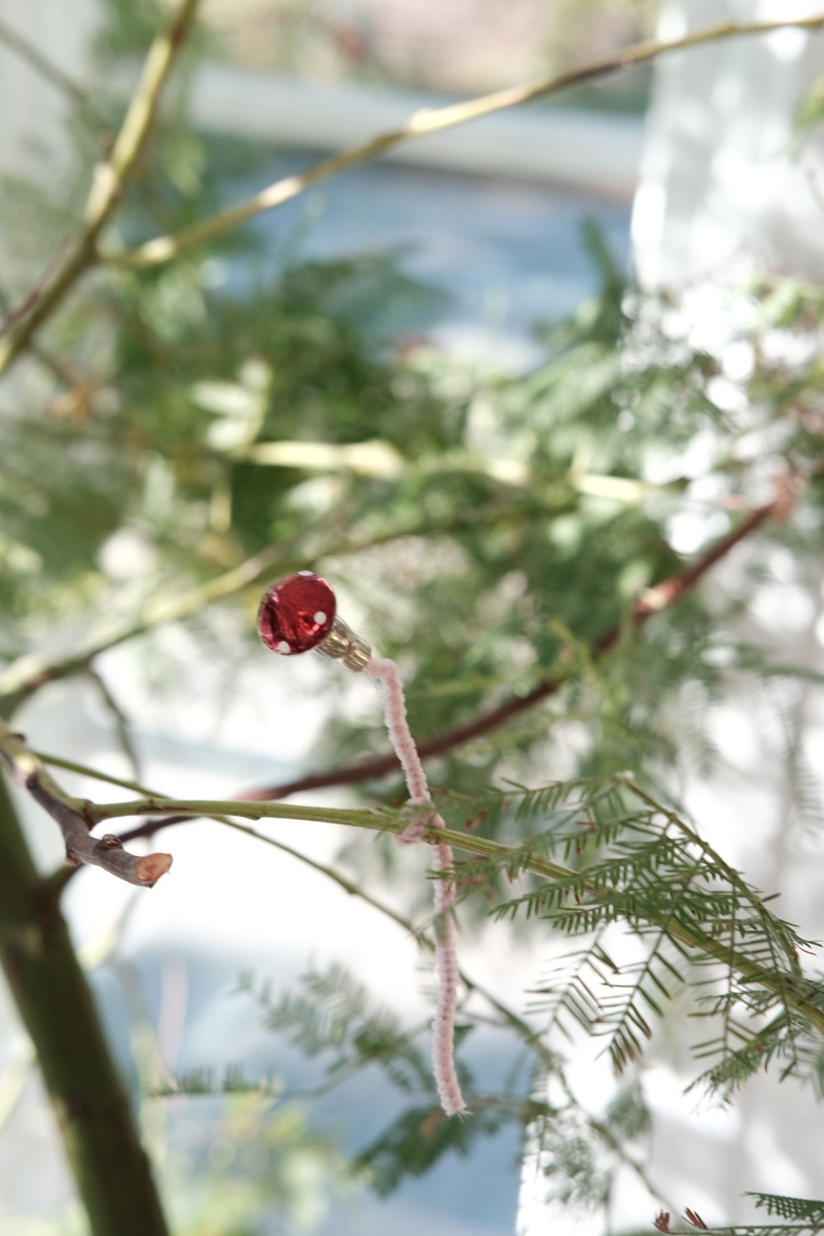 Julepynt • Dekoration • Fluesvampe på stilk • 6 stk