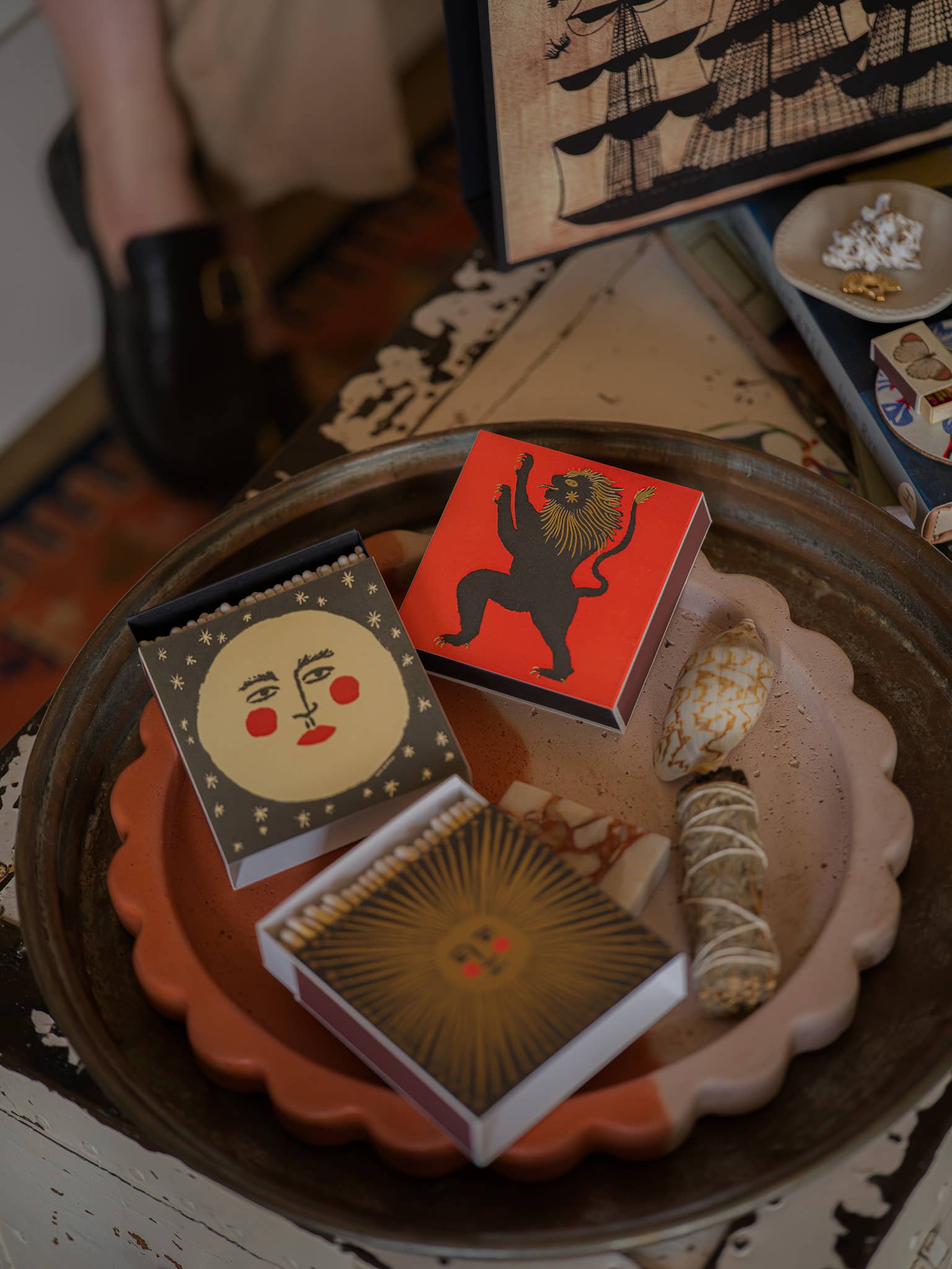 Tændstikker from Archivist Gallery featuring a moon design, displayed with a soft, neutral background.