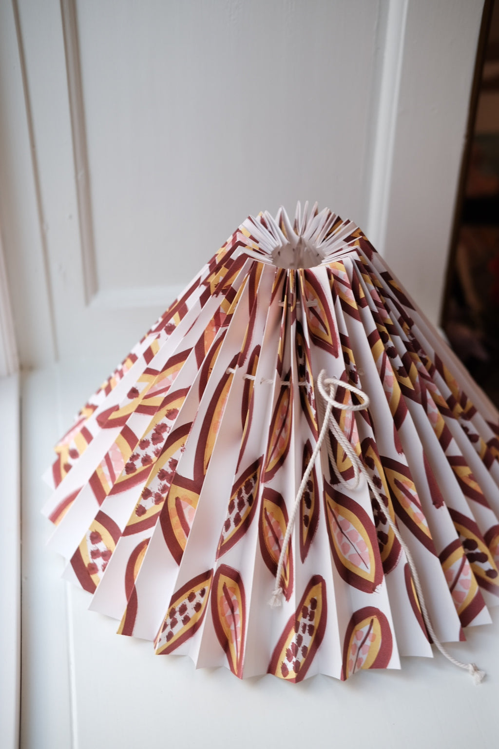 Lampeskærm • Håndlavet Plisseskærm • 26 cm • Papaya