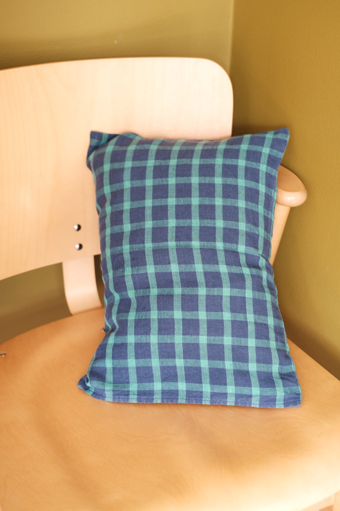 Flax pillow • 30x40 cm • Carreaux Vert Marine