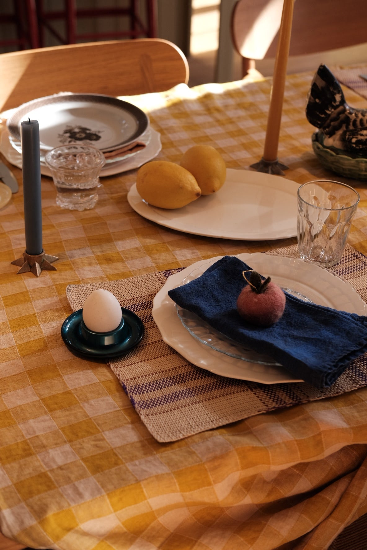 Heim Söhne petroleum egg cup with a sleek, modern design for serving boiled eggs.