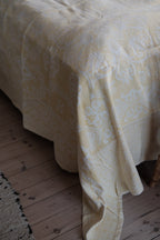 Bedspread • Damask • Woven • Yellow