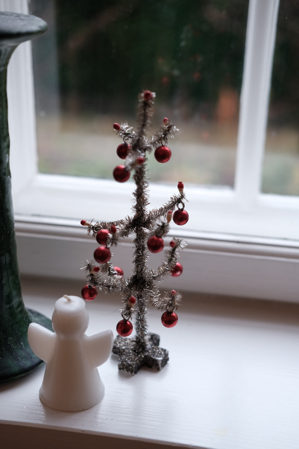 Juletræ • Sølv Glitter • Kugler