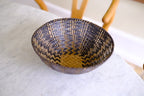 Braided bowl in Iraca palm leaves • Zigzag pattern • Brown