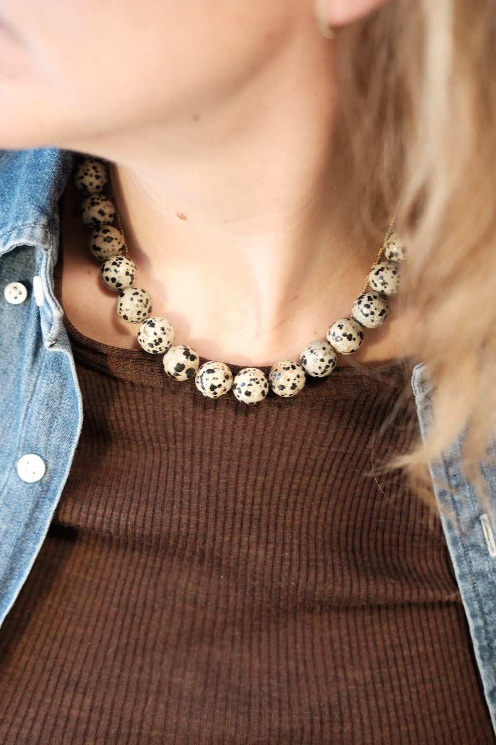 Halskæde • Håndlavet • Halvædelsten • Dalmatiner