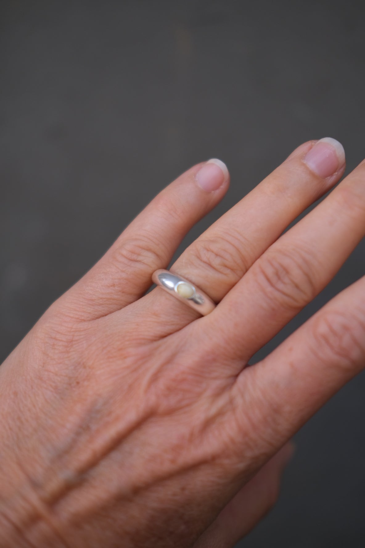 Fingerring • Horizon Signet • Sølv & Lyst rav