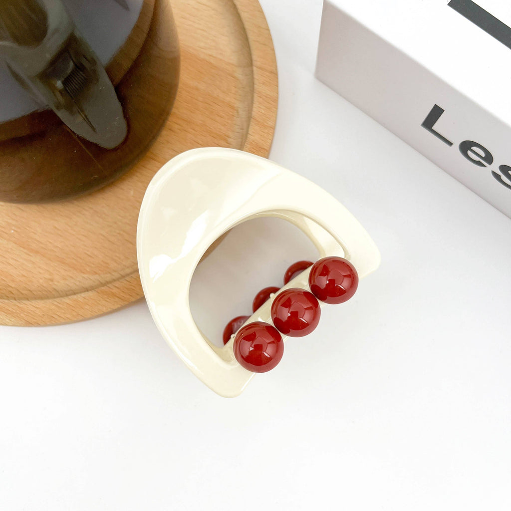 Hårklip • Trekantet hvid med perle