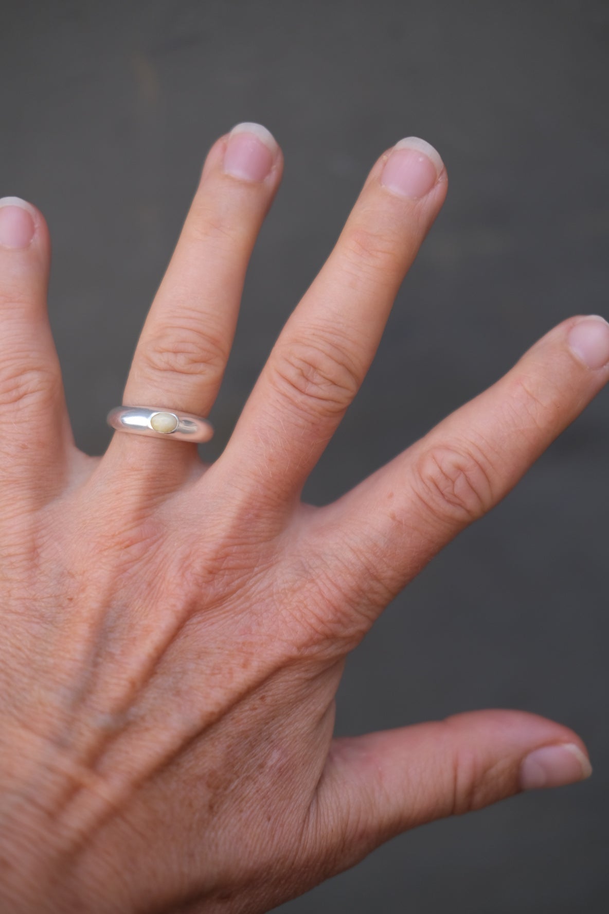 Fingerring • Horizon Signet • Sølv & Lyst rav
