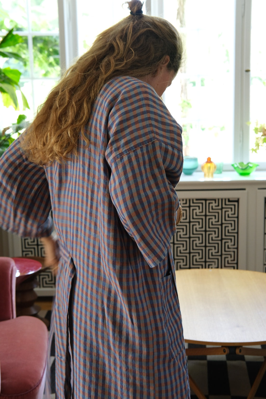 Linge Particulier kimono i M, Vichy Sienne Bleu med blå og hvid ternet mønster, afslappet og elegant tøjstil