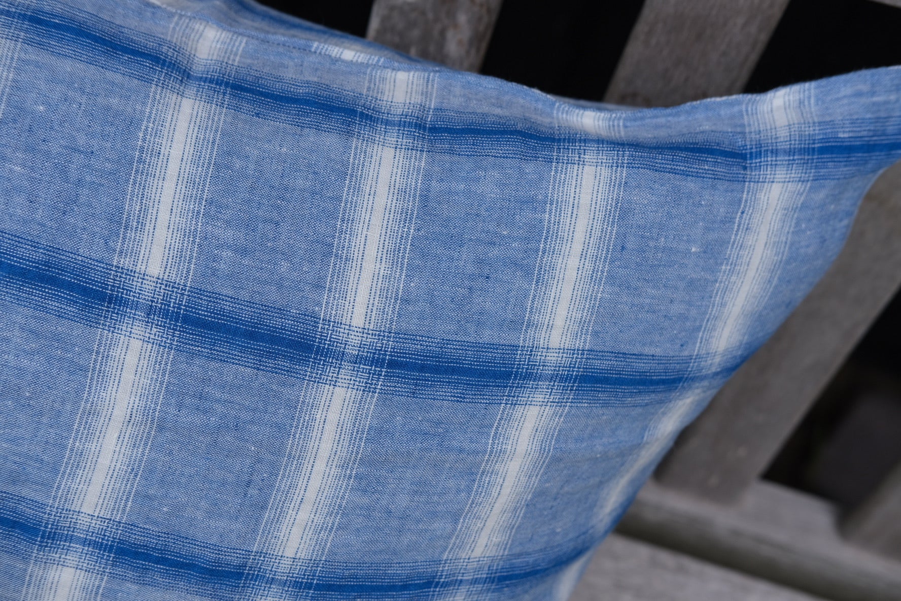 Pudevår • Hør • 50x70 • Carreaux Bleu Chiné • Blå Tern