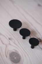 Møbelknap • Greb • Sort • Dyb 35 mm