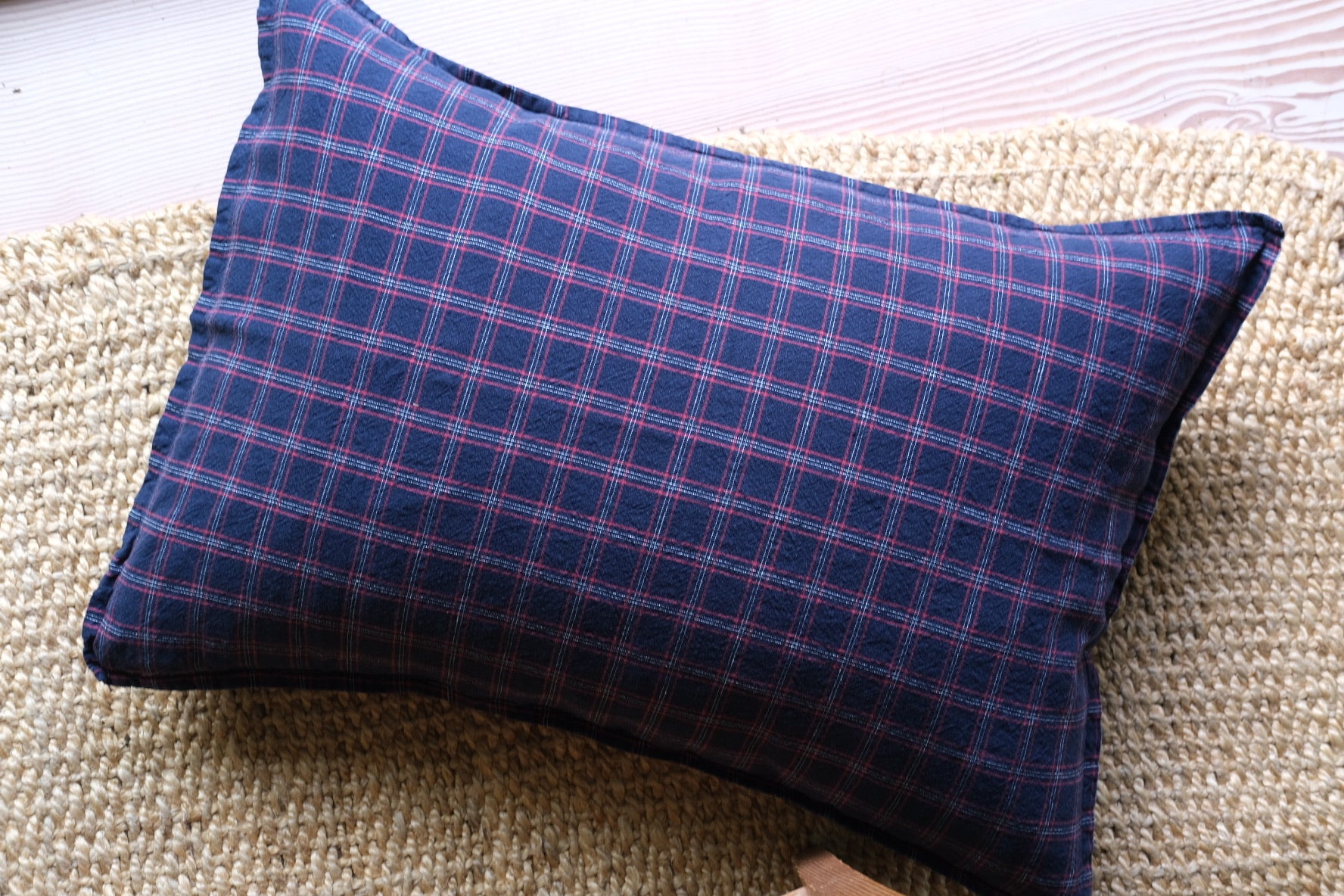 Cushion cover • Linen • 50x70 cm • Red Checkered