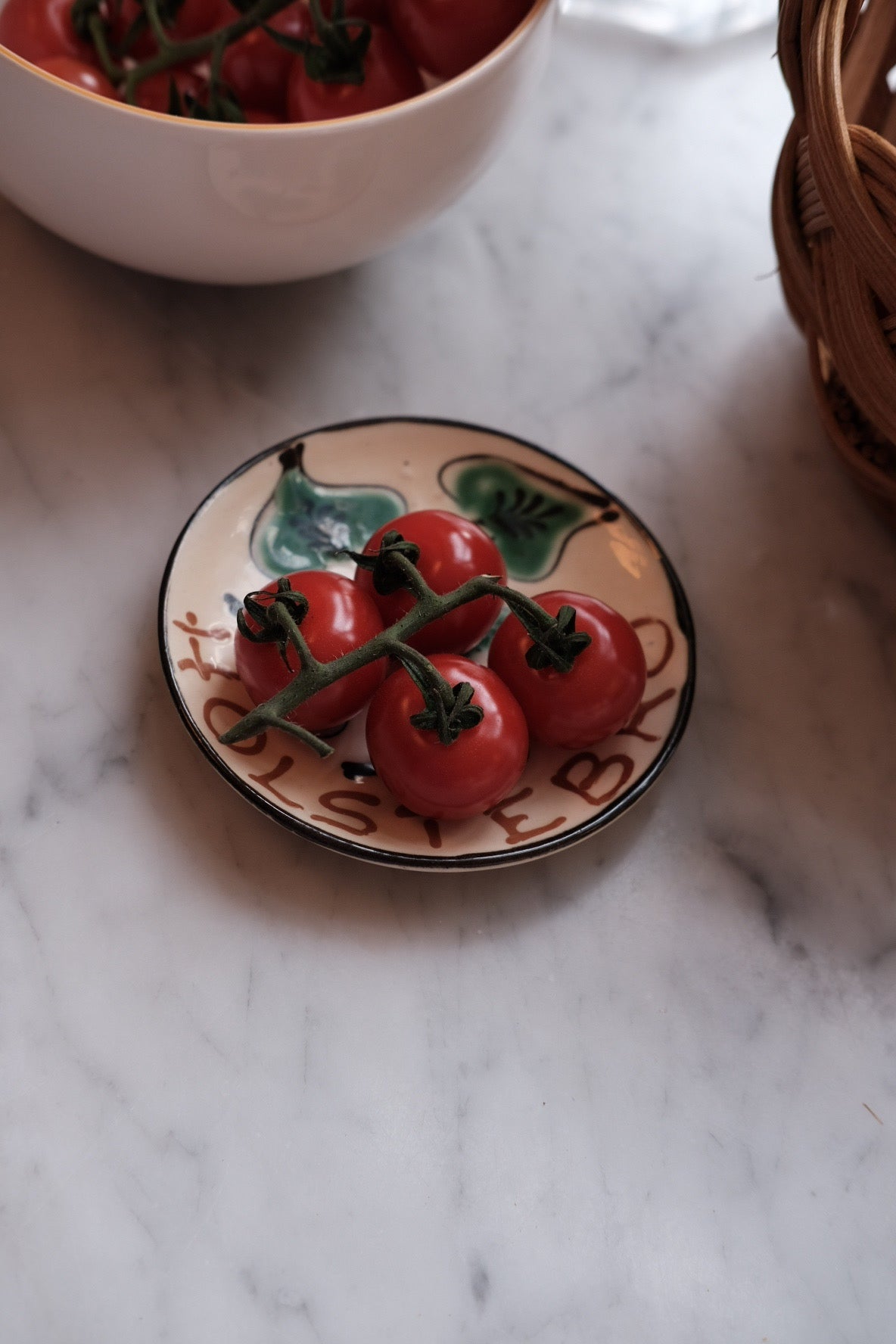 Vintage Kähler HAK keramik tallerken fra DORA VINTAGE, rund plade med diameter på 10,5 cm, unik keramisk tallerken.