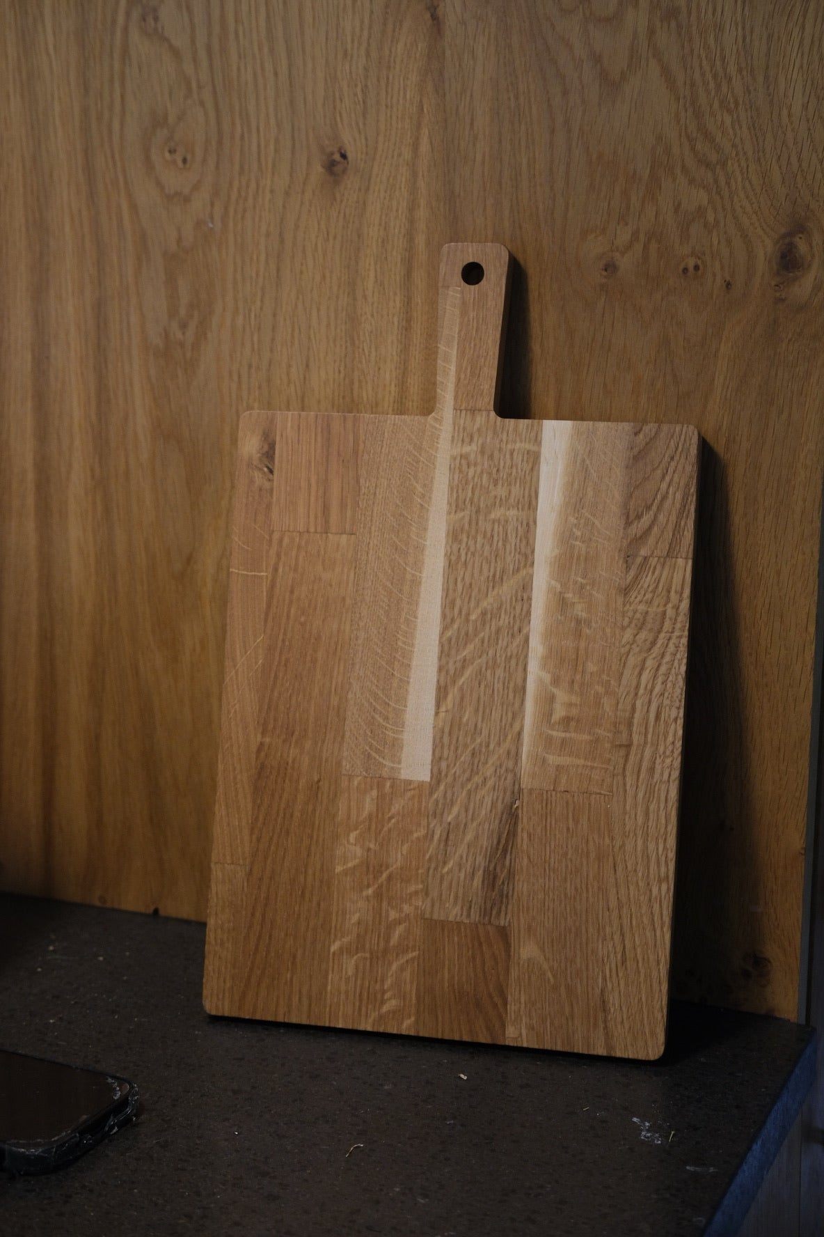 Cutting board with handle • Wood • Smaller