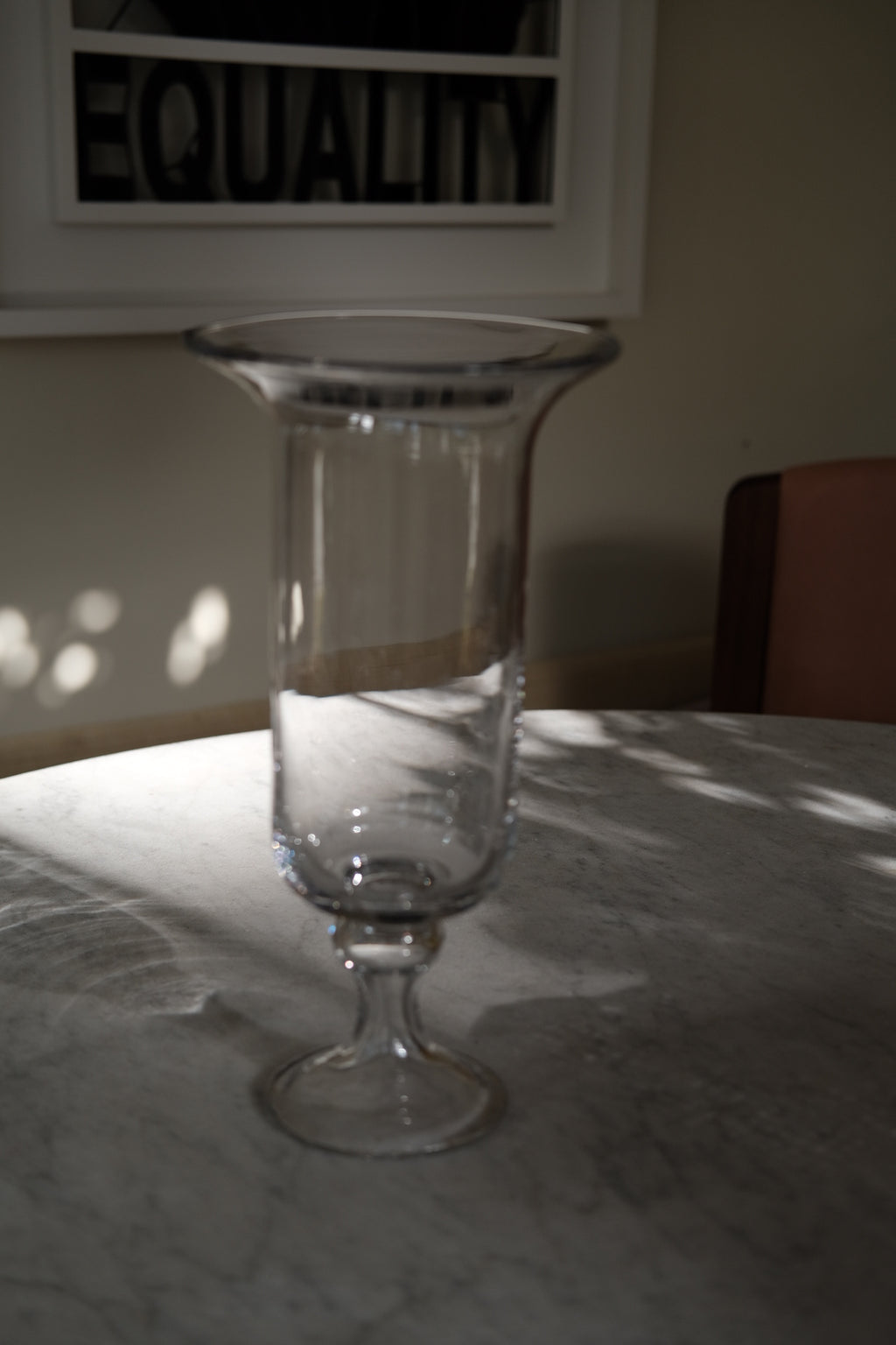 Glass vase • Adelaide • Pedestal
