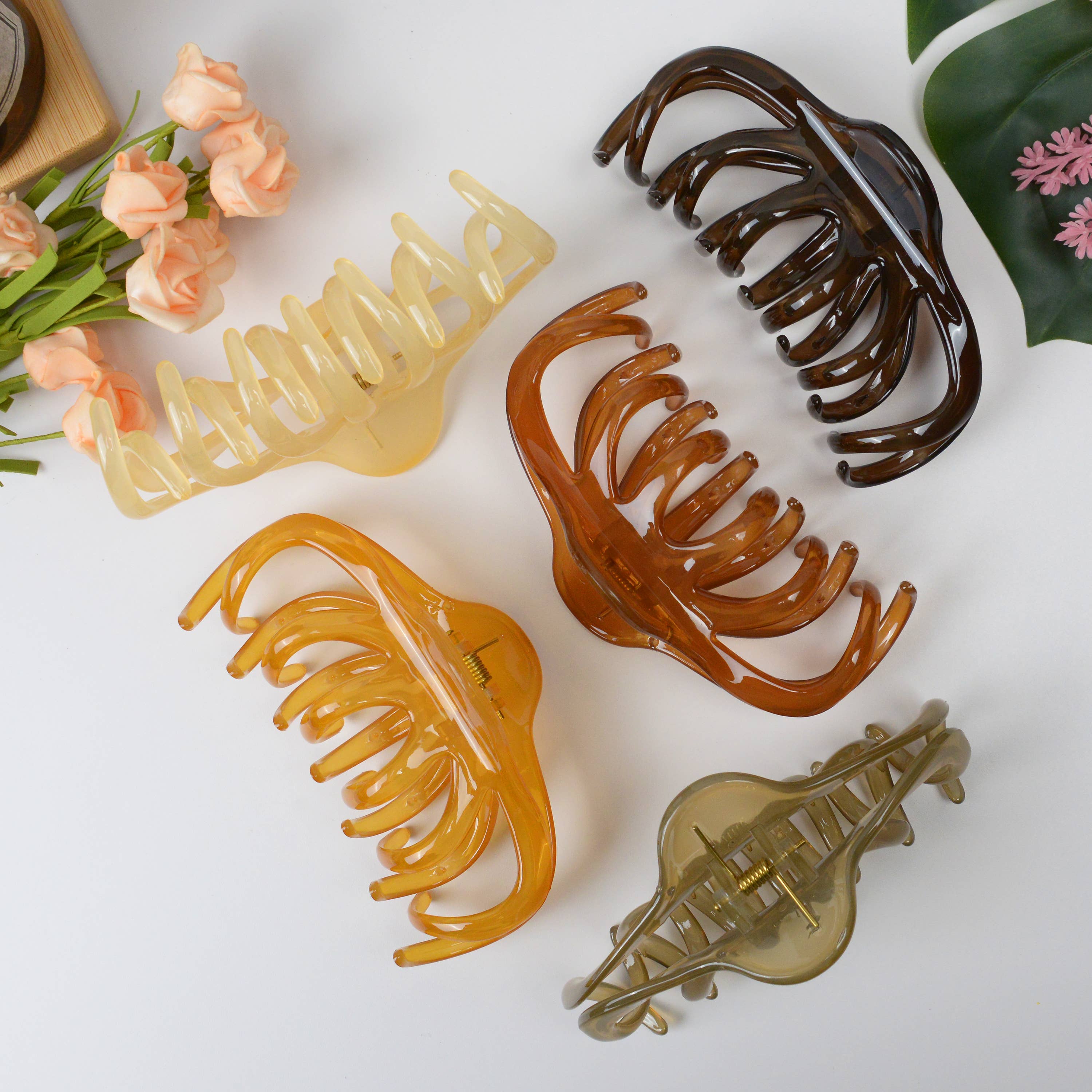 Large Lazy Transparent French Hair Claw Clip: 3 • DORA