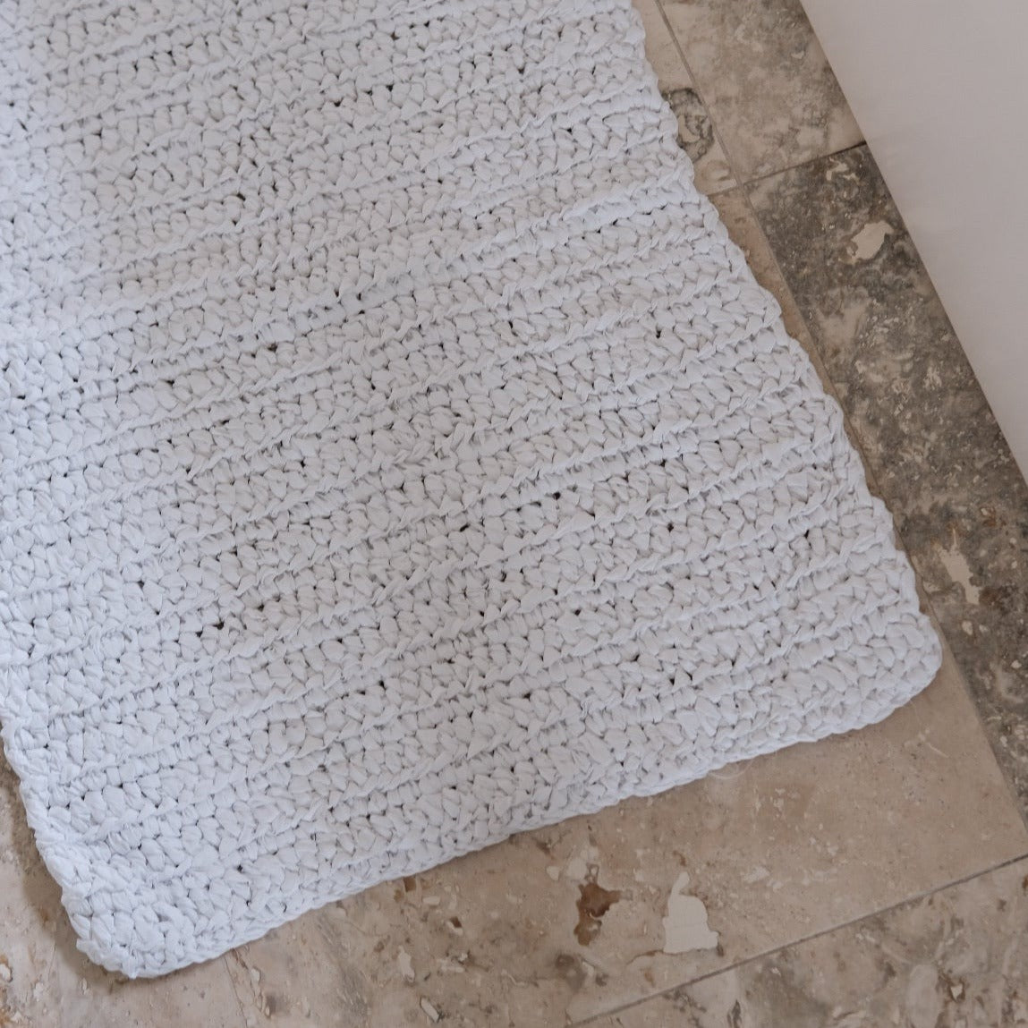 Bath mat • Recycled cotton • White