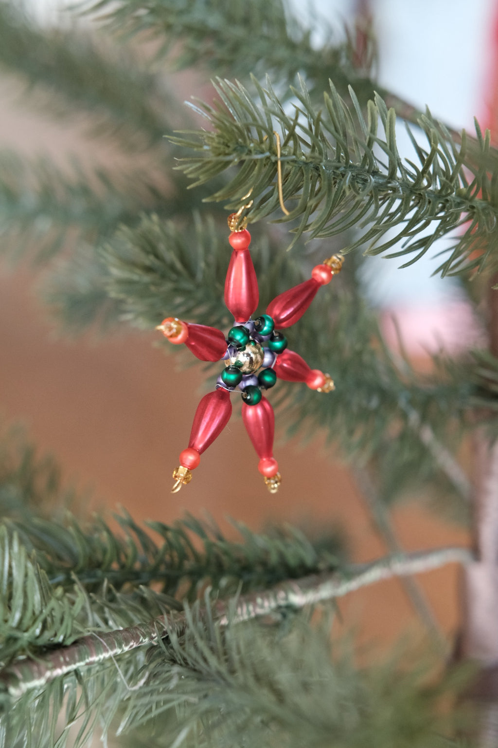 Julepynt • Perler • Stjerne • Rød