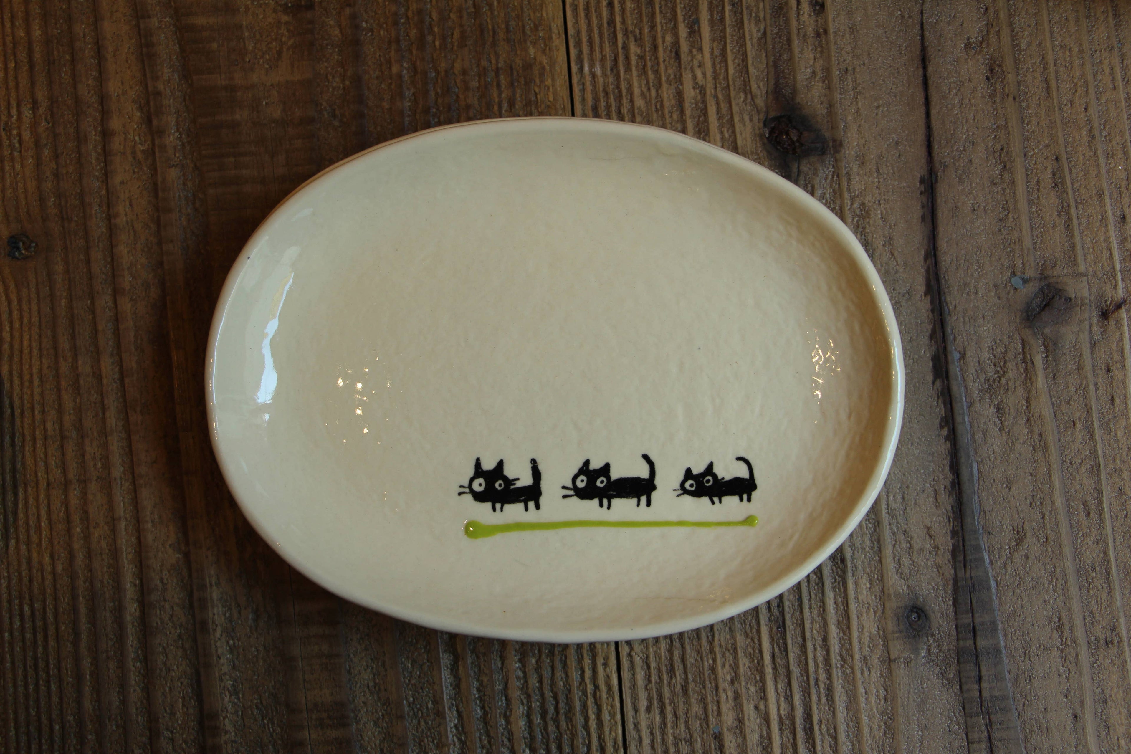 Tallerken • Oval • 3 katte