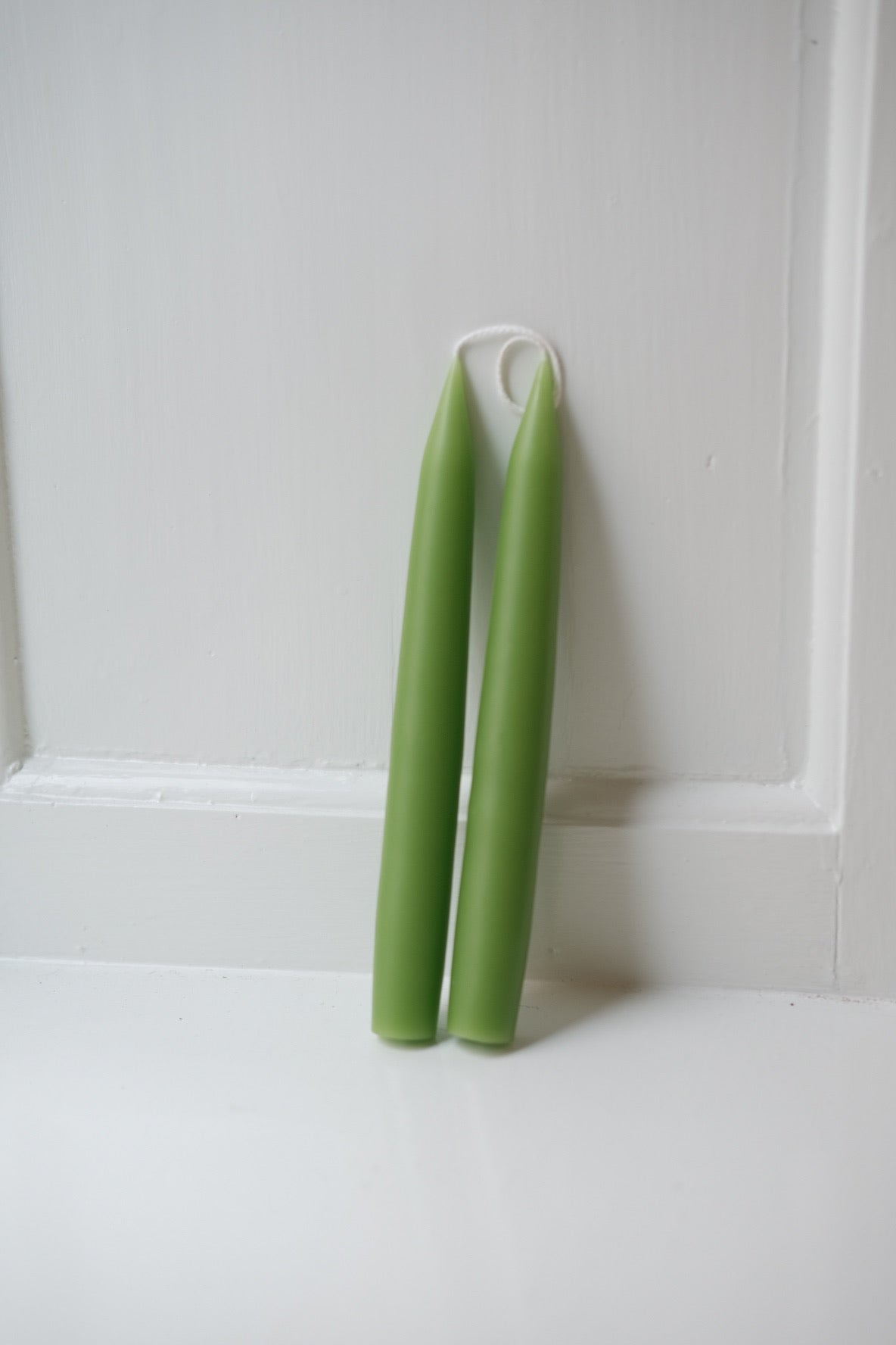 Hand-dipped Candles • 20 cm • Light green