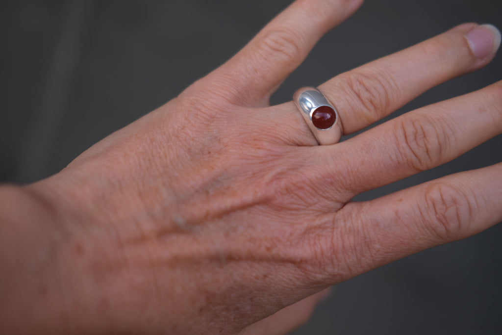 Finger ring • Morning signet • Silver & Red Carnelian