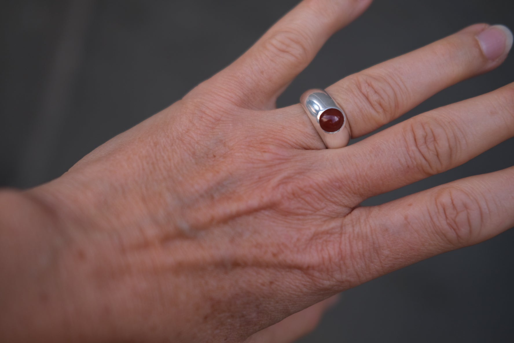 Finger ring • Morning signet • Silver & Red Carnelian