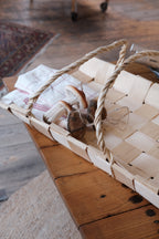 Kurv • med håndtag • Pinjetræ