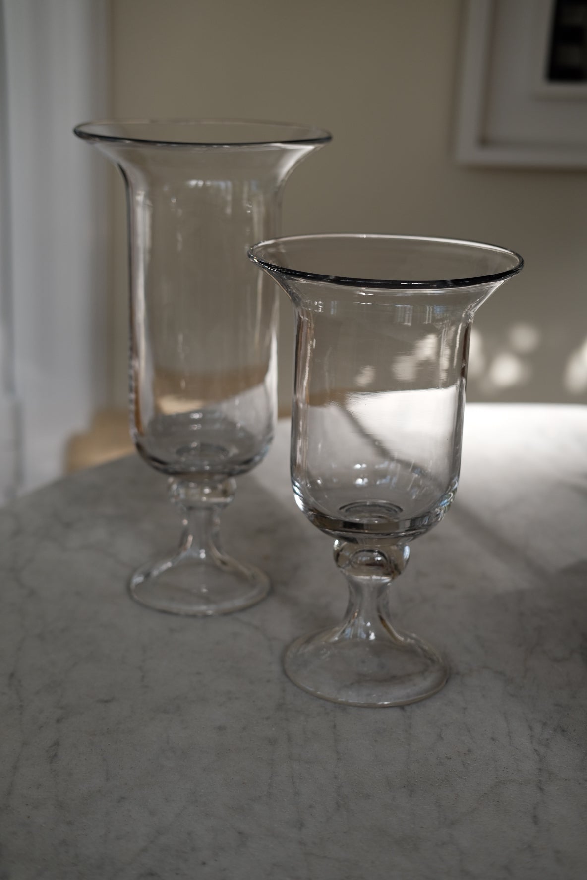 Glass vase • Adelaide • Pedestal