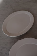 Serax Silhouette fad i 30 cm med elegant, moderne form og glat overflade, ideel til servering og dekoration.
