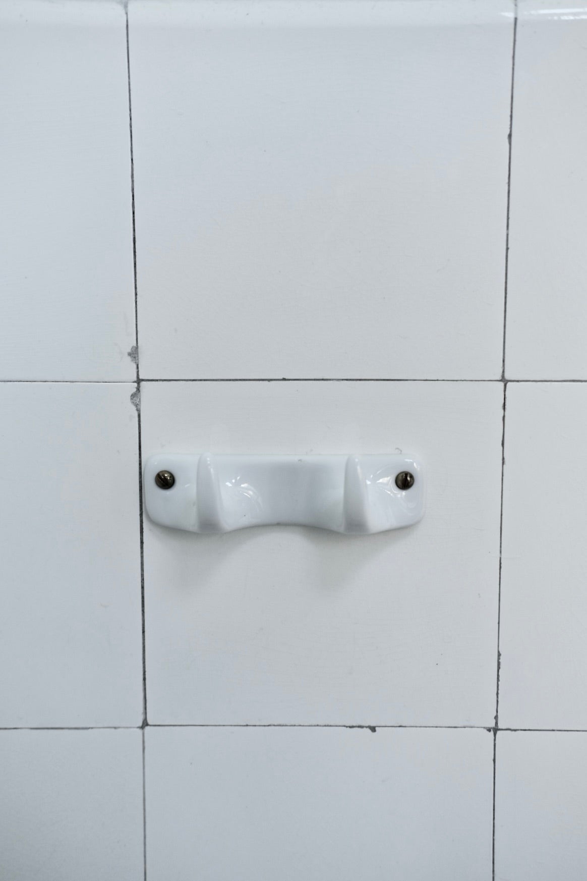 Hook • Porcelain • 1 • White • Square