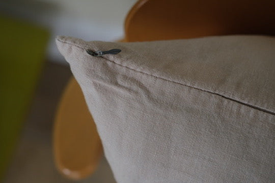 Pillowcase • Heavy linen • Medium • Sable • Sand-colored