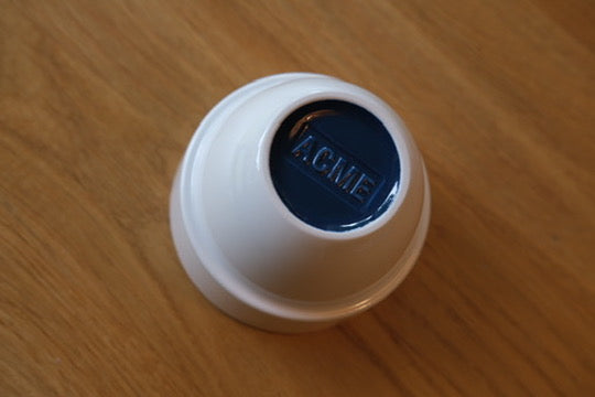 Kop • Acme Taster • Mælkehvid