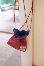 Taske • Med snor • Spilerdug • Assorteret