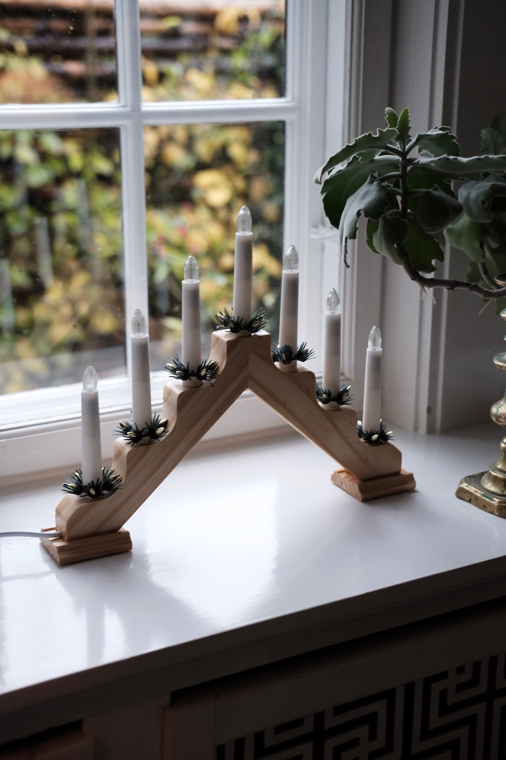 Svensk Julestage • 7 lys • Træ