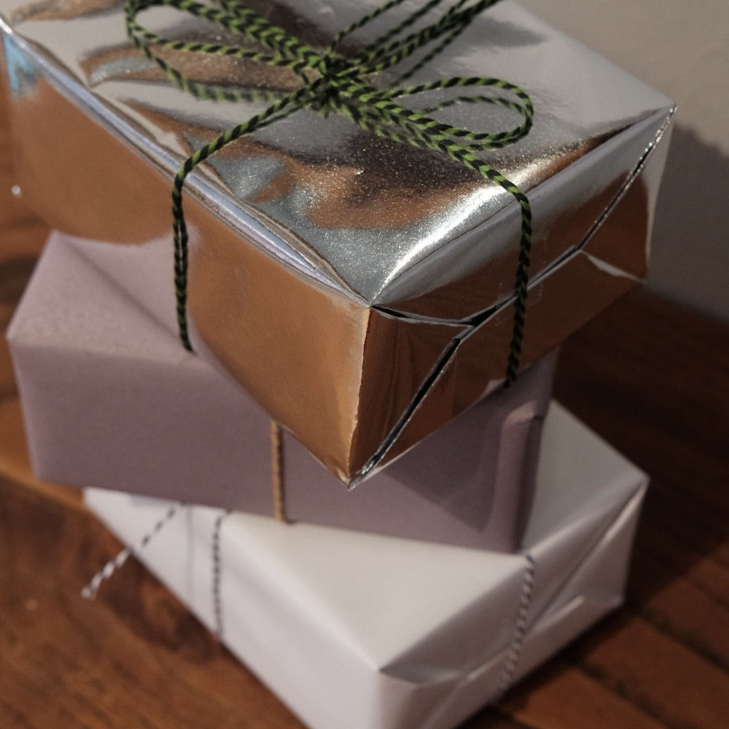 Gavepapir • Sølv • 3 meter • Sendes ikke