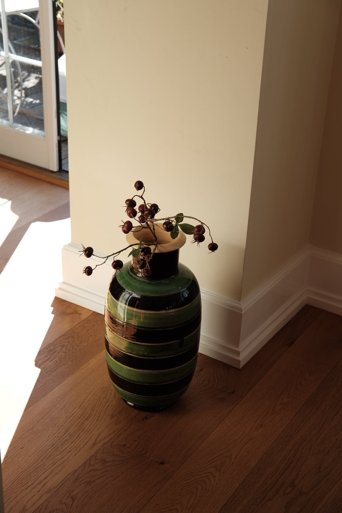 Blomst • Hyben Bær • Mørkerøde