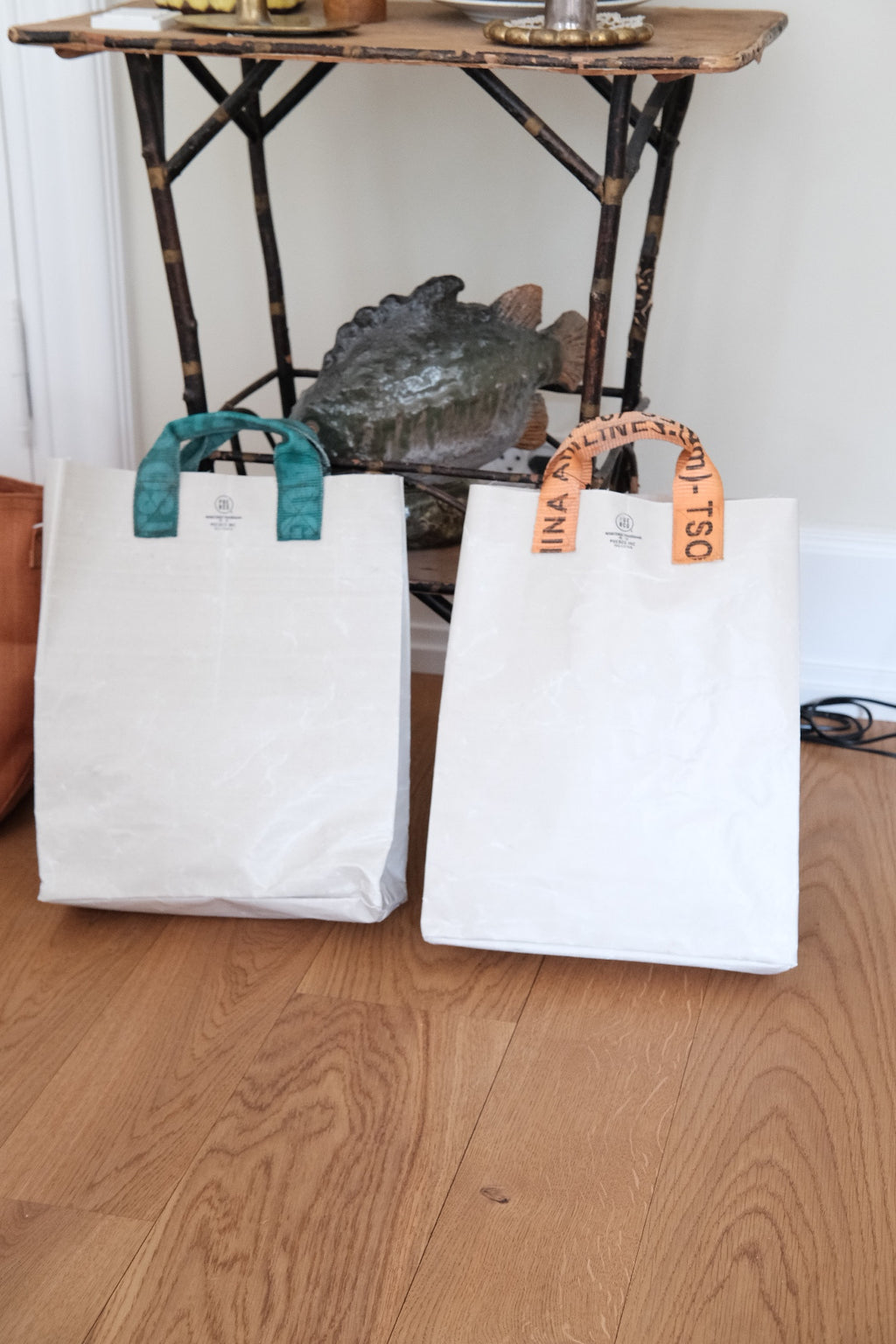 Taske • Plastbelagt Canvas • Assorteret