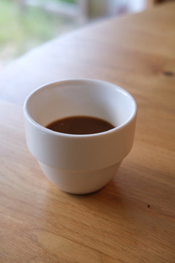 Kop • Acme Taster • Mælkehvid