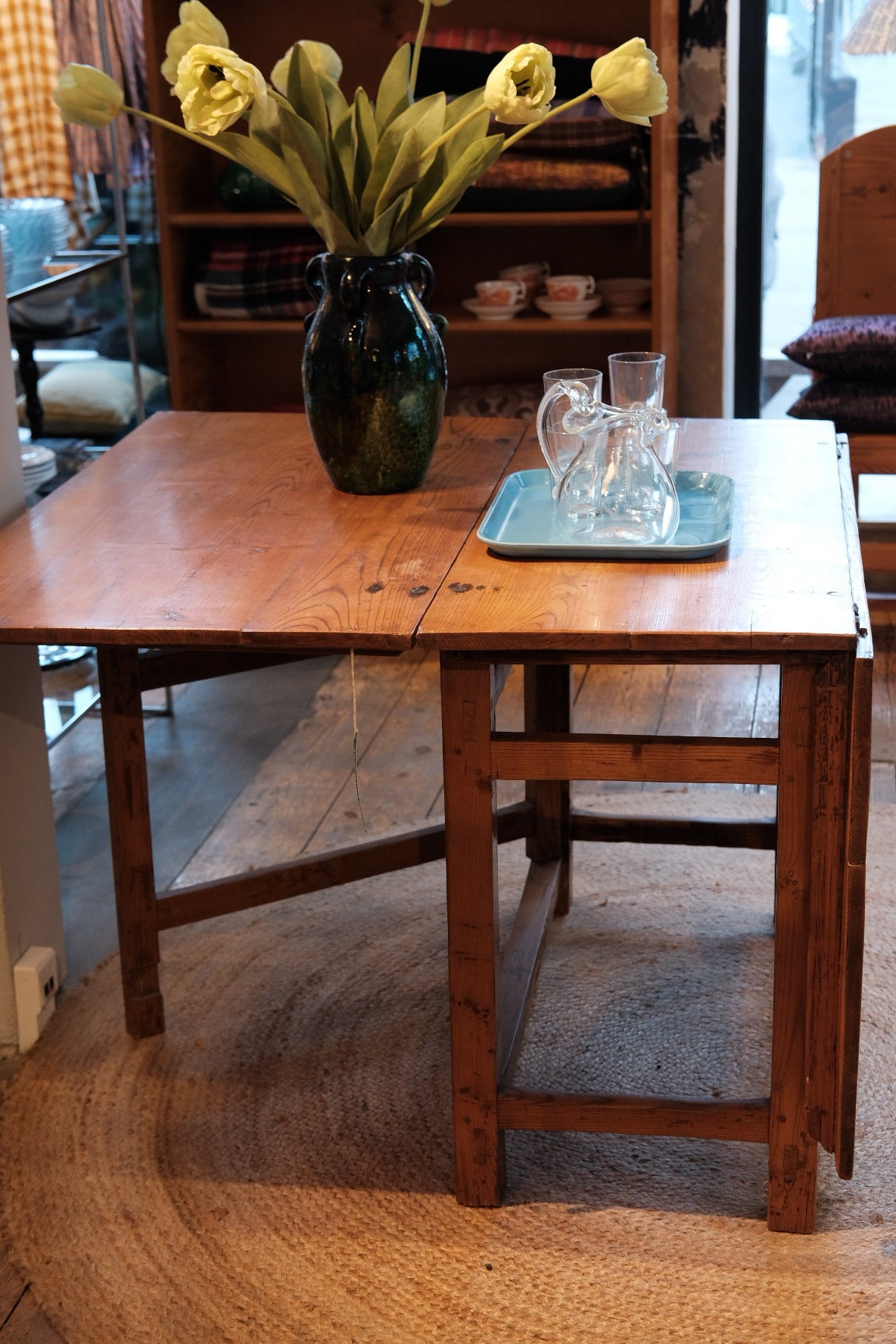 Vintage • Spisebord • Slagbord • Træ • DORA