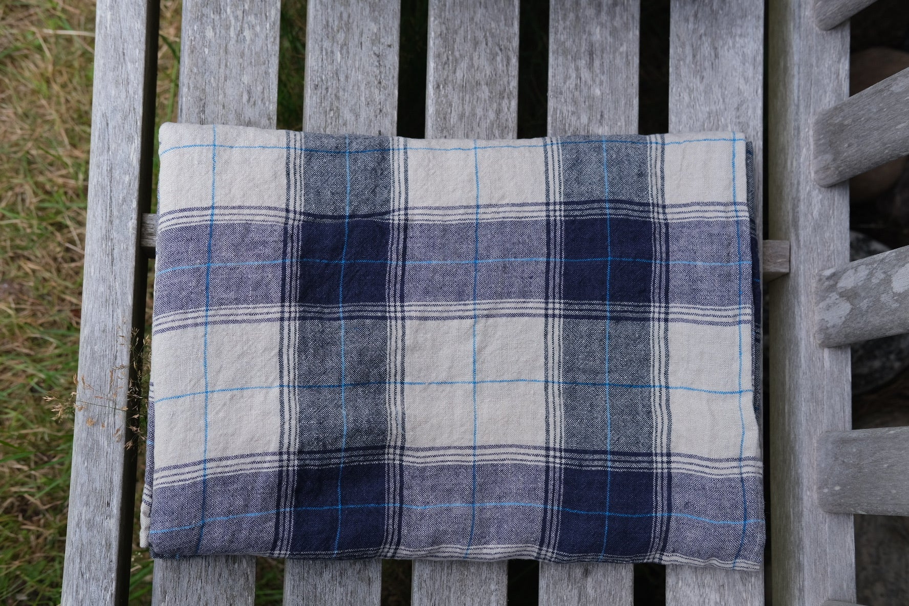 Dug • Hør • 170 x 170 cm • Flere farver