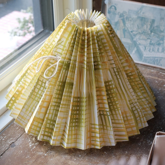 Lampshade • Handmade Pleated lampshade • 26 cm • Yellow Check