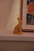 DORA Bivoks Påskehare shaped candle with intricate details, perfect for festive decor or seasonal celebrations.