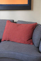 Pudevår • Hør • 50x70 cm • Røde og Navy Tern