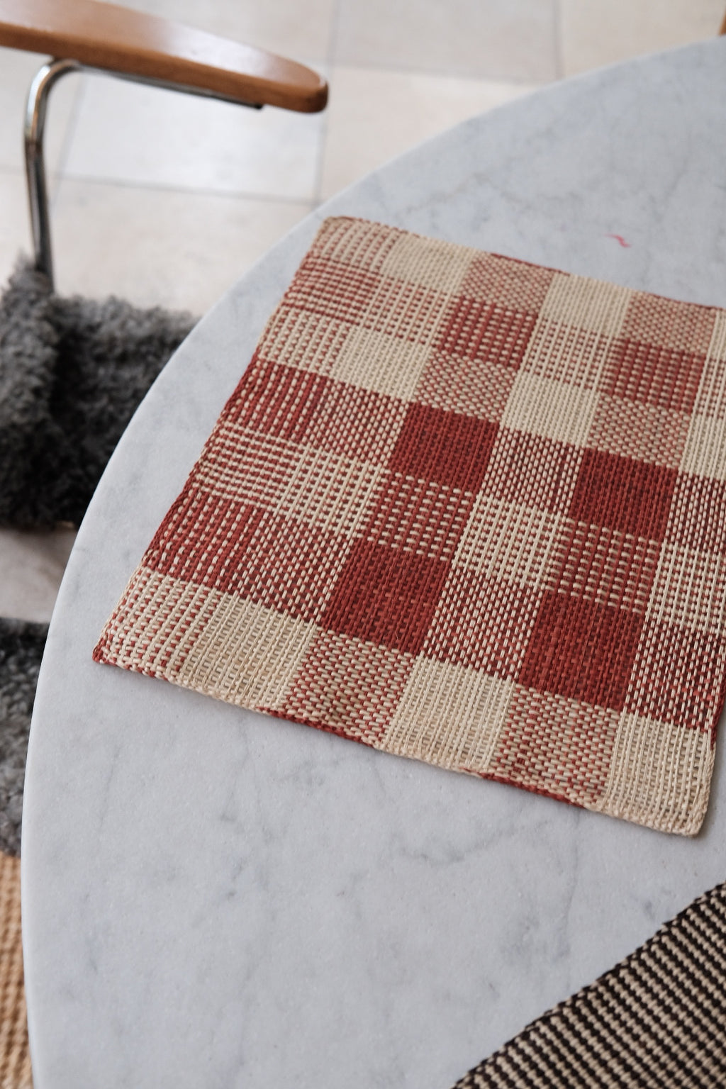 Dækkeserviet • Palmeblade • Iraca • Mørkerøde Tern