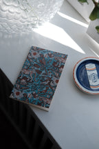 Notesbog fra Art Angels med tigerprint, blanke sider til notater og kreativitet, holdbar og stilfuld notesbog.