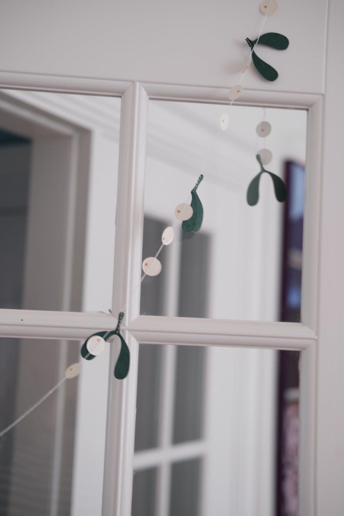 Christmas decorations • Paper • Garland • Mistletoe