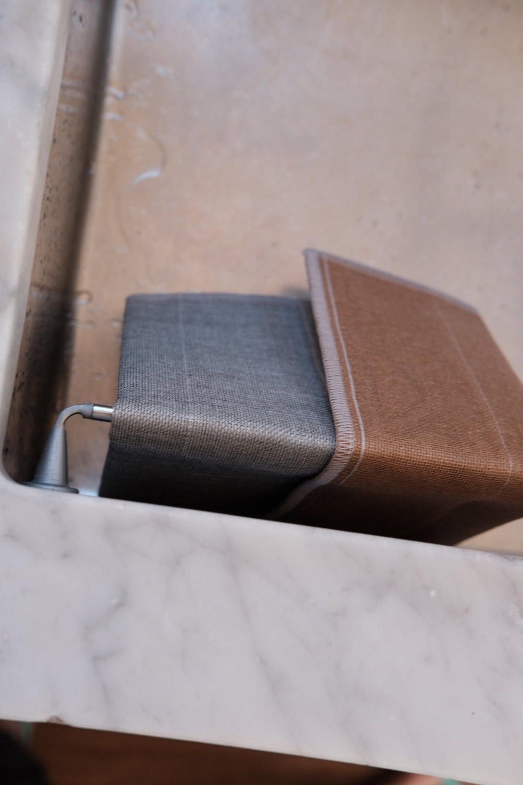 Karklud • 35 x 35 cm • Brun