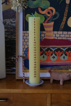 Jul • Kalenderlys • Gul med Mørkerød