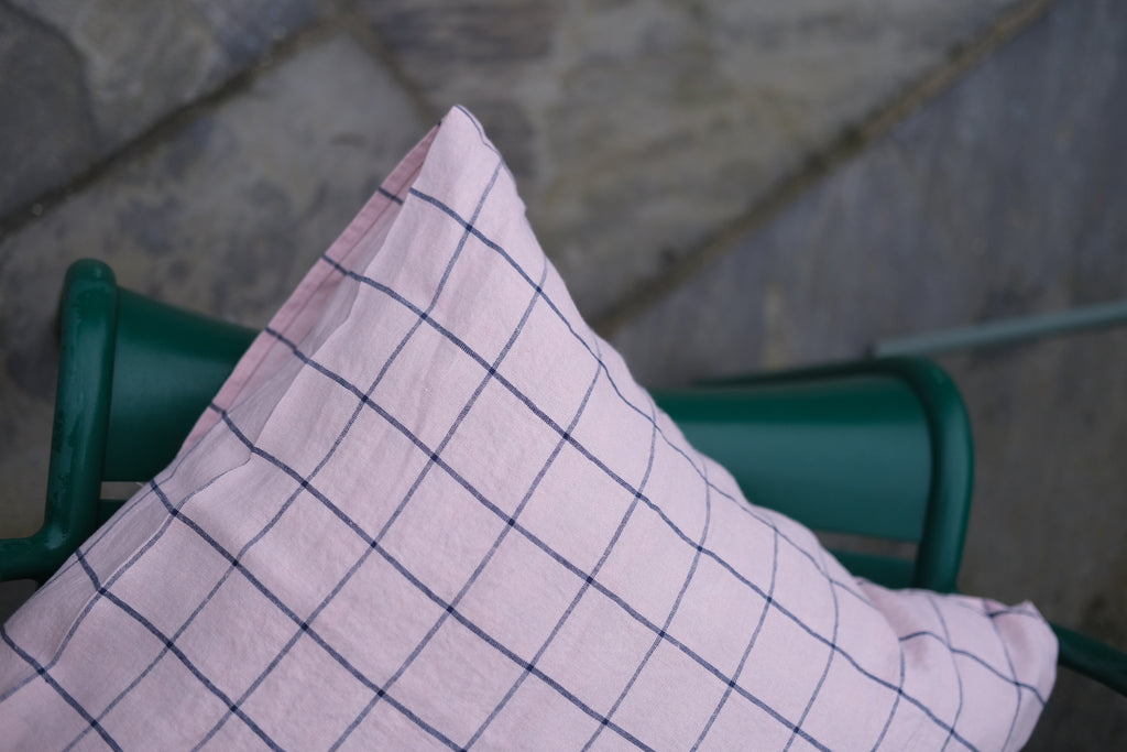 Pudevår • Hør • Mellem • Carreaux Rose Pale XL • Ternet Rosa